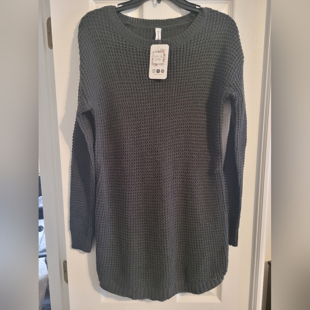 NWT Zenana Sweater